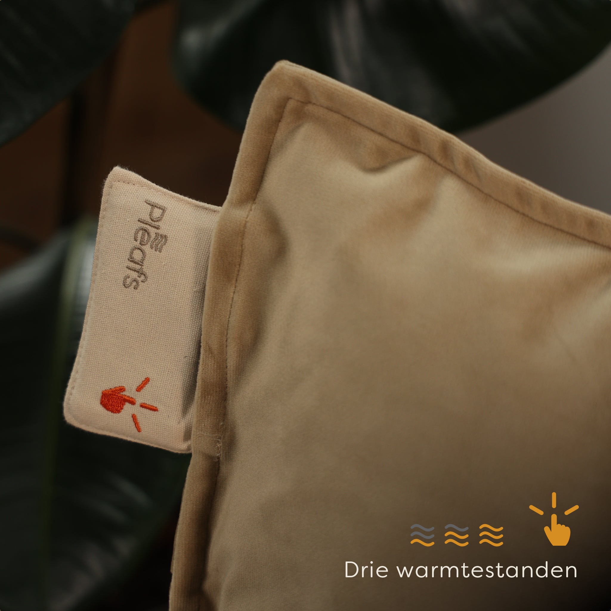 Pleafs® Warmtekussen Plush 45x45cm Crewel Tan